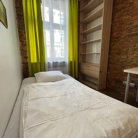 Hostel Poznest Polwiejska-centrum - Self Check-in - Samodzielne Zameldowanie