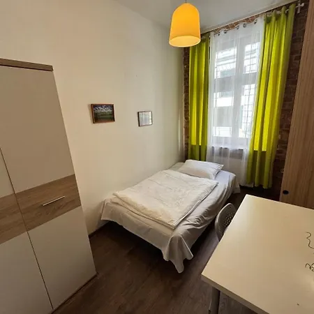 Poznest Polwiejska-centrum - Self Check-in - Samodzielne Zameldowanie Hostel *